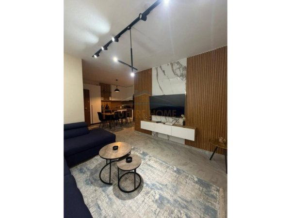 Tirane, shitet apartament 2+1 Kati 1, 75 m² 115.000 € (Shkoze, Kompleksi Tom Doshi)