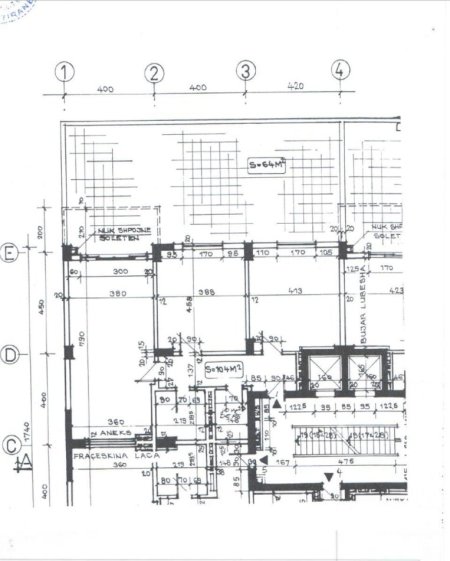 Tirane, jepet me qera apartament 3+1 Kati 2, 187 m² 470.000 € (BLLOK)