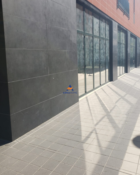 Tirane, jepet me qera ambjent biznesi Kati 0, 172 m² 2.600 € (green city, astir)