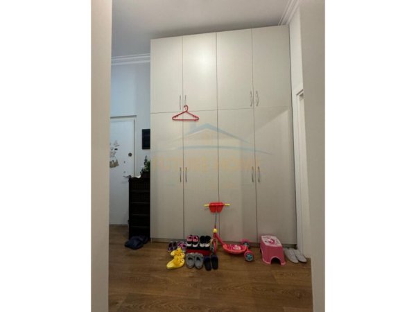 Tirane, shitet apartament Kati 1, 123 m² 250.000 € (LIQENI I THATE)