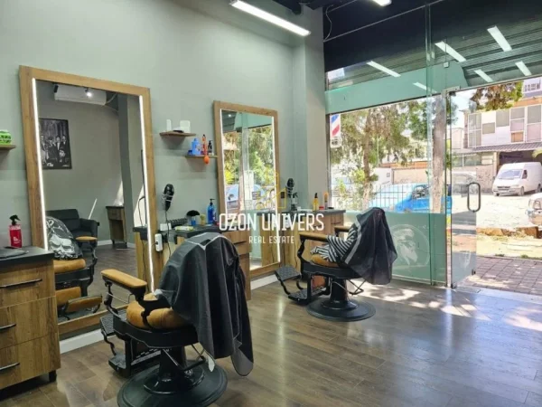 Tirane, shitet ambjent biznesi Kati 0, 36 m² 77.000 € (Don Bosko)