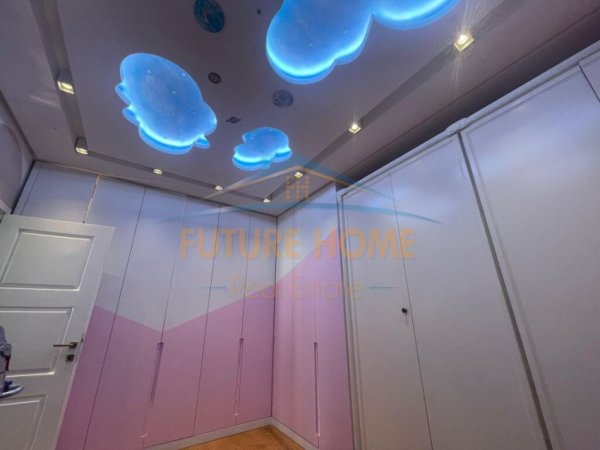 Tirane, shitet apartament Kati 3, 107 m² 280.000 € (KOPSHTI BOTANIK)