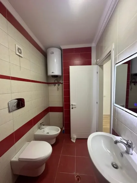 Tirane, shitet apartament 1+1 Kati 9, 64 m² 87.000 € (Rruga Besim Alla)