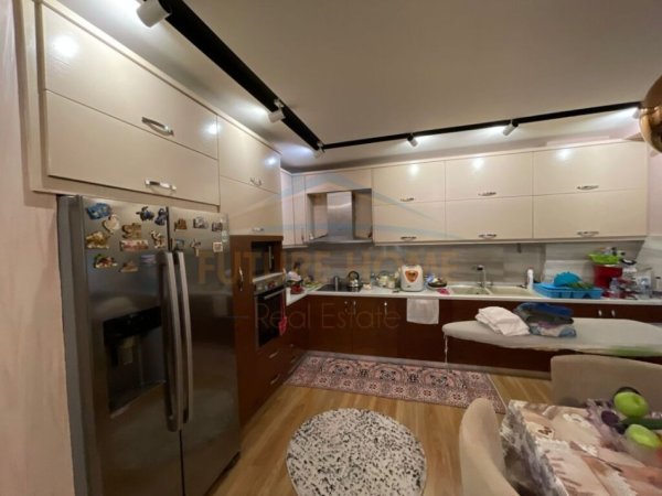 Tirane, shitet apartament Kati 2, 103 m² 225.000 € (LIQENI I THATE)