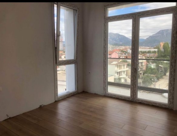 Tirane, shitet apartament 1+1+Ballkon Kati 4, 60 m² 132.000 € (BULEVARDI RI)