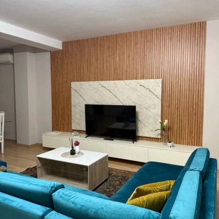 Tirane, jepet me qera apartament duplex 3+1 Kati 0, 150 m² 1.000 € (Kodra e Diellit 1)