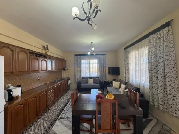 Shitet Vilë 2-Katëshe Sanatorium, Sauk Tiranë!, 350.000 €