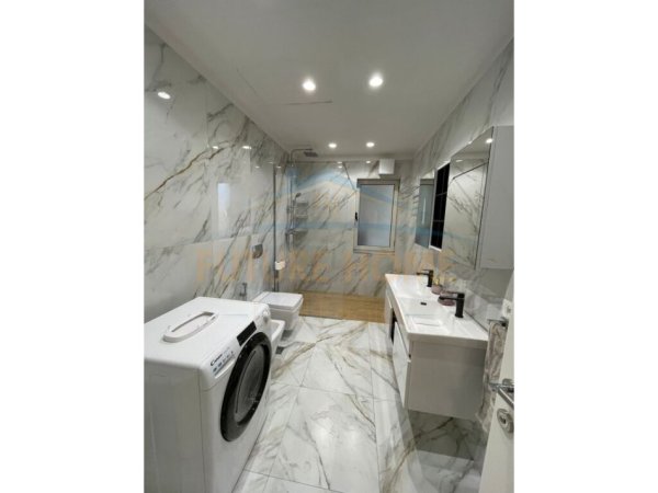 Tirane, shitet apartament Kati 9, 153 m² 600.000 € (RRUGA E ELBASANIT)