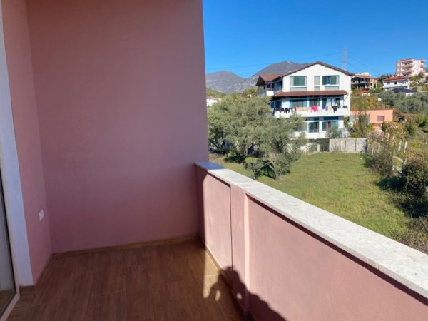 Tirane, shitet apartament 2+1+Ballkon Kati 3, 108 m² 118.000 € (ne Babrru Tirane)