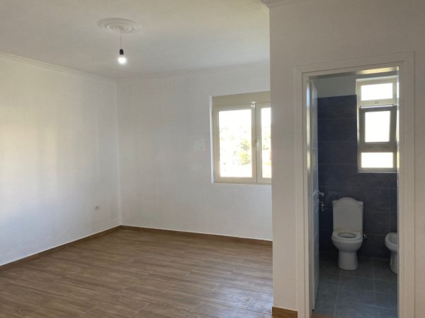 Tirane, shitet apartament 2+1+Ballkon Kati 3, 108 m² 118.000 € (ne Babrru Tirane)
