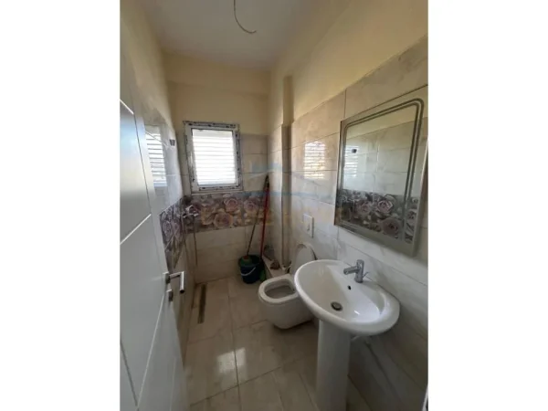 Tirane, shitet apartament Kati 4, 160 m² 190.000 € (KODRA E PRIFTIT)