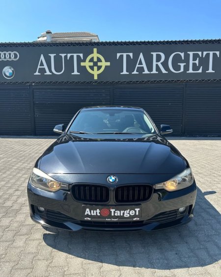 Tirane, shes makine BMW 328d XDRIVE Nafte, e zeze automatik Klima 8.500 €