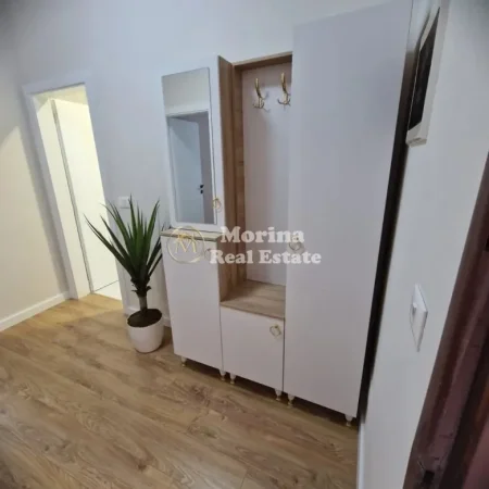 Tirane, jepet me qera apartament 2+1 Kati 1, 75 m² 800 € (Vasil Shanto)
