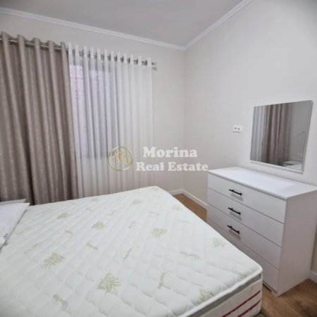 Tirane, jepet me qera apartament 2+1 Kati 1, 75 m² 800 € (Vasil Shanto)