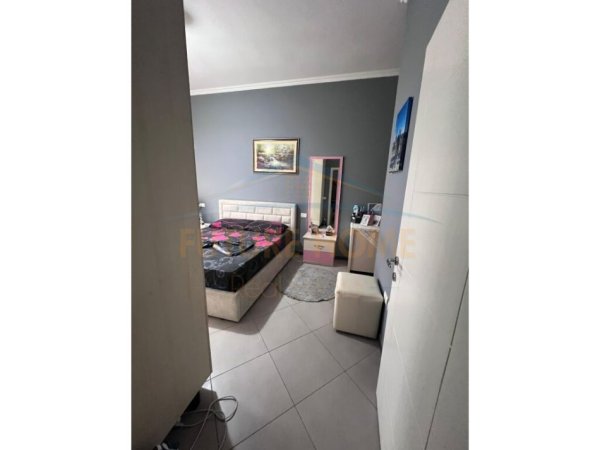 Tirane, shitet apartament Kati 8, 103 m² 155.000 € (UNAZA E RE)