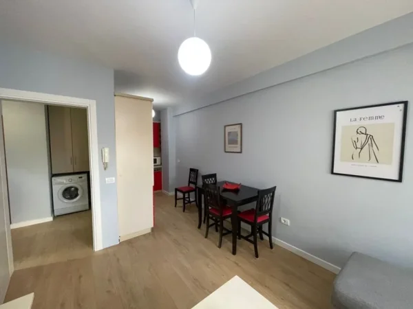 Tirane, jepet me qera apartament 1+1 Kati 4, 50 m² 550 € (Kompleksi Magnet)