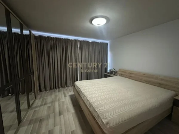 Tirane, shitet apartament , 97 m² 169.000 € (Komuna e Parisit)
