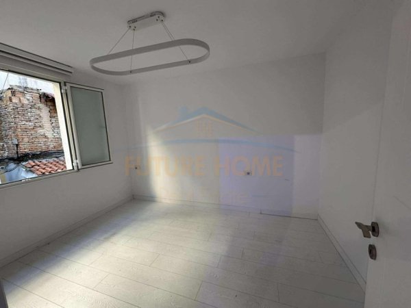 Tirane, shitet apartament 1+1+Ballkon Kati 1, 51 m² 160.000 € (ZOG ZI)  UNA58589
