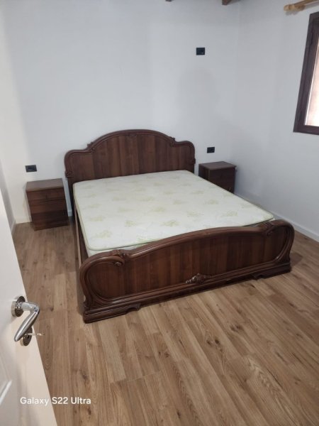 Tirane, jepet me qera apartament 2+1 Kati 2, 360 € 
