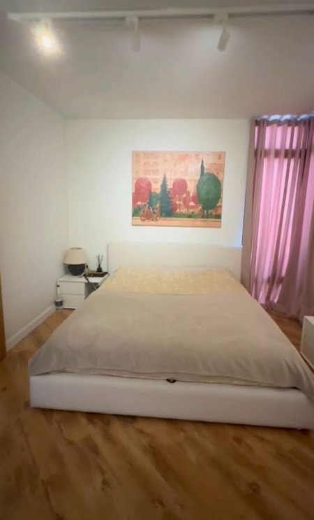 Tirane, jepet me qera 1+1+Ballkon Kati 8, 74 m² 900 € (Blv. Gjergj Fishta – pranë ish-Ekspozitës)