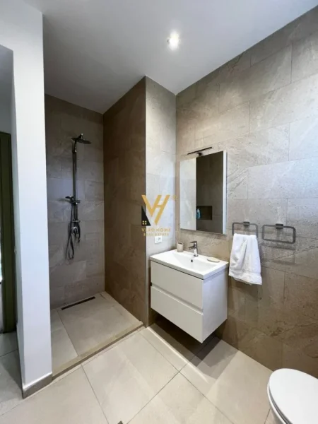 Tirane, jepet me qera Vile 2 Katshe Kati 0, 850 m² 1.600 € (PRUSH)