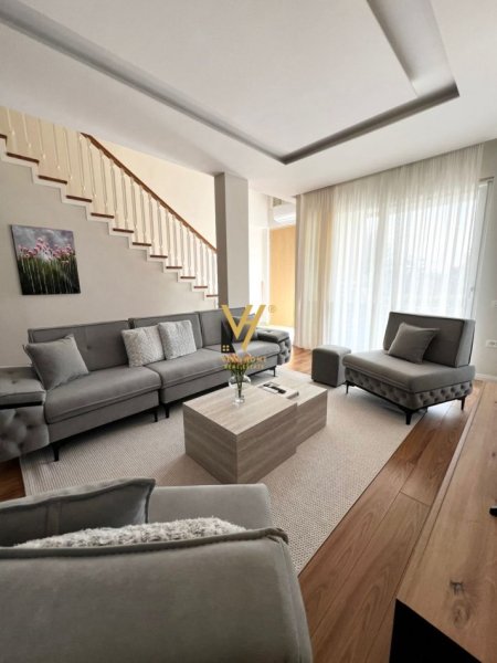 Tirane, jepet me qera Vile 2 Katshe Kati 0, 850 m² 1.600 € (PRUSH)