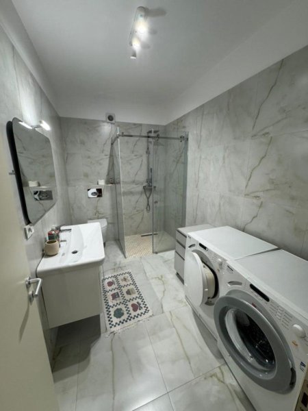 jepet me qera apartament 2+1+Ballkon Kati 2, 110 m² 750 € (ALI DEMI)