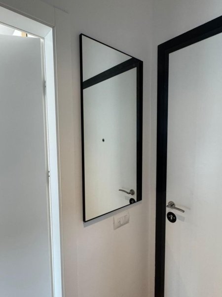 Tirane, jepet me qera apartament 1+1 Kati 10, 50 m² 500 € (Rruga Bedri Karapici)