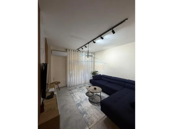 Tirane, shitet apartament 2+1+Ballkon Kati 1, 75 m² 115.000 € (shkoze)
