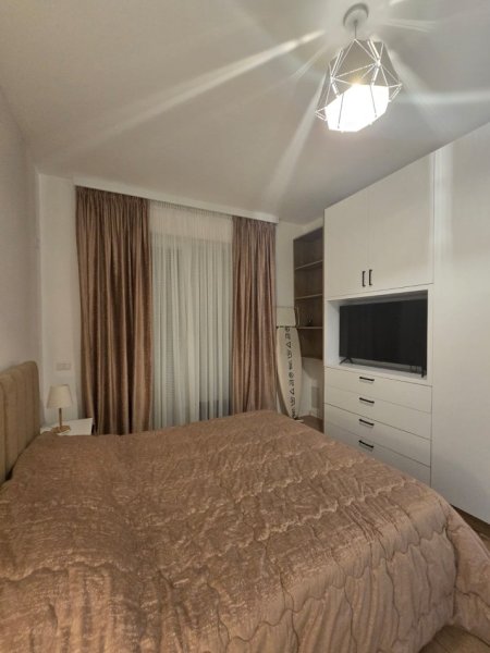 Tirane, jepet me qera apartament 2+1+post parkimi Kati 7, 104 m² 700 € (Grand Gallery)