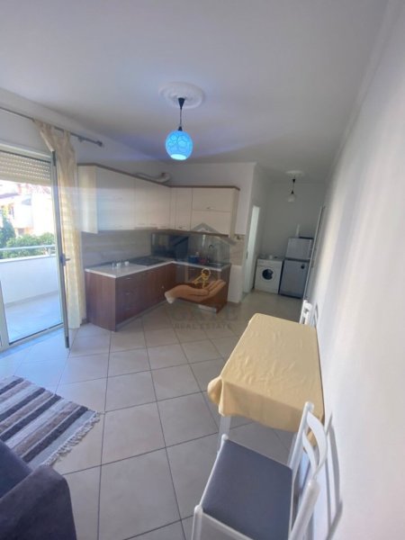 Durres, jepet me qera apartament 1+1 Kati 3, 56 m² 300 € 