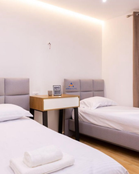 Tirane, shitet apartament 2+1+Ballkon Kati 2, 105 m² 260.000 € (Zogu Zi)