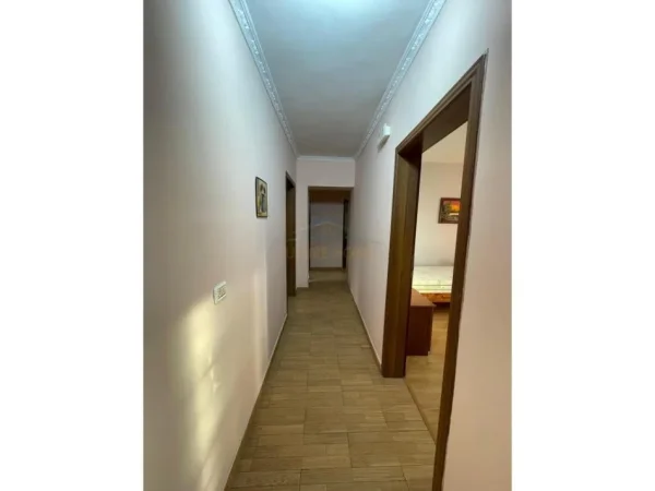 Tirane, shitet apartament Kati 3, 117 m² 225.000 € (RRUGA MINE PEZA)