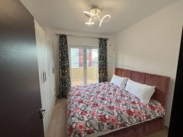 Tirane, shitet apartament Kati 6, 81 m² 189.000 € (OXHAKU)