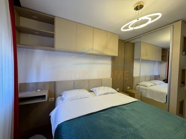 Tirane, shitet apartament Kati 3, 73 m² 203.000 € (SELVIA)