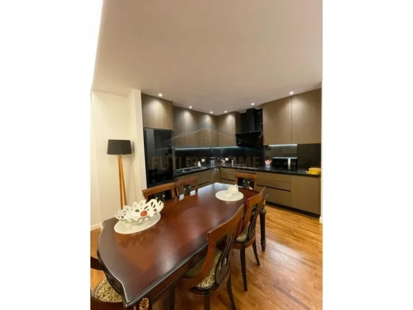 Tirane, shitet apartament Kati 2, 116 m² 250.000 € (LIQENI I THATE)
