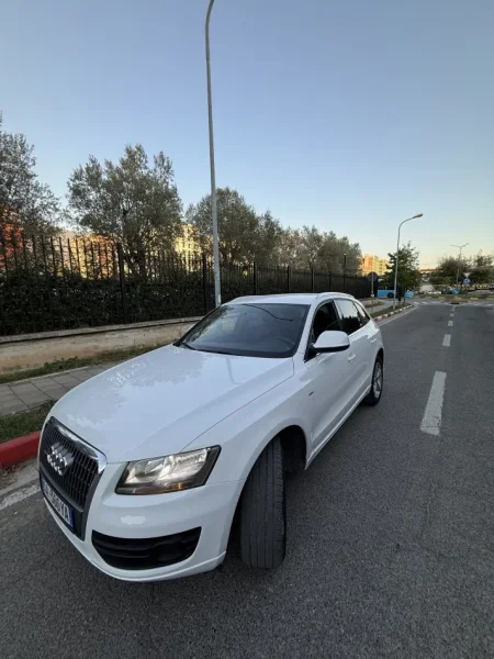 Tirane, shes makine audi Nafte, automatik Klima 250.000 km 9.000 €