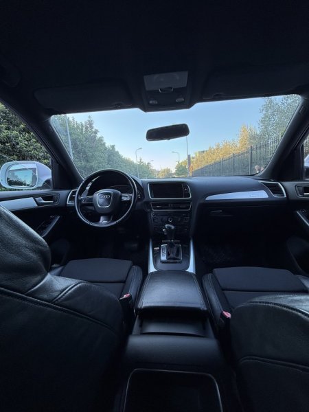 Tirane, shes makine audi Nafte, automatik Klima 250.000 km 9.000 €
