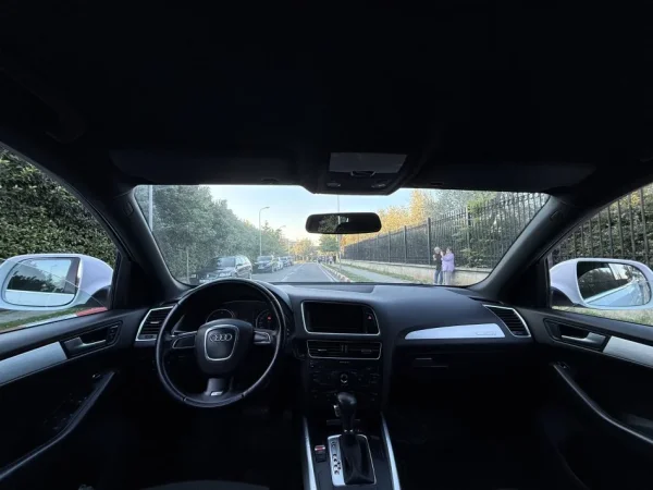 Tirane, shes makine audi Nafte, automatik Klima 250.000 km 9.000 €