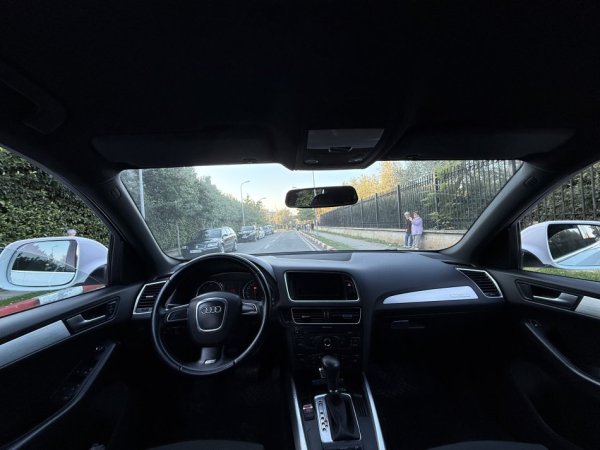 Tirane, shes makine audi Nafte, automatik Klima 250.000 km 9.000 €