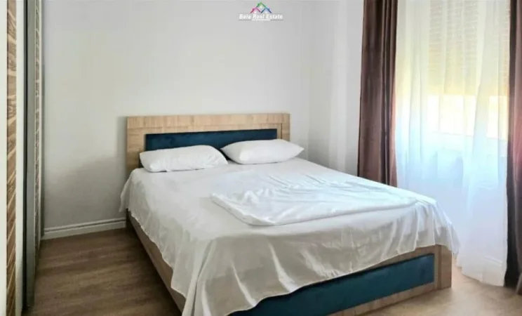 Tirane, jepet me qera apartament 2+1 Kati 8, 115 m² 800 € (prane Lulishtes)