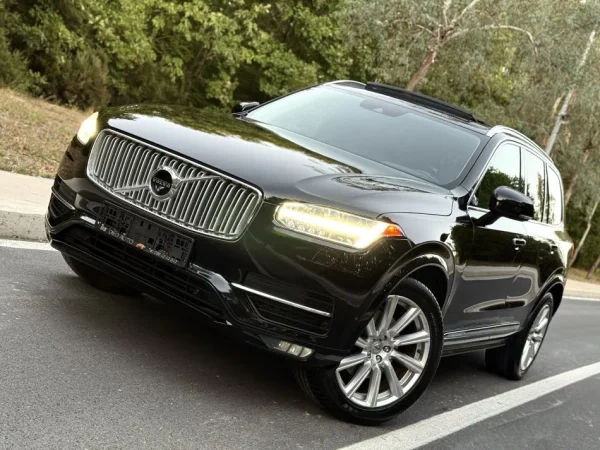Tirane, shes makine Volvo Xc90 Benzin, e zeze automatik Klima 150.000 km