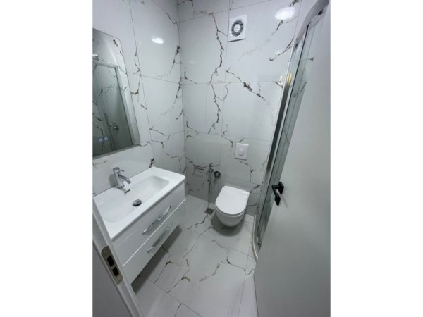 Tirane, jepet me qera apartament 1+1+Aneks Kati 5, 50 m² 550 € (Kompleksi Magnet)