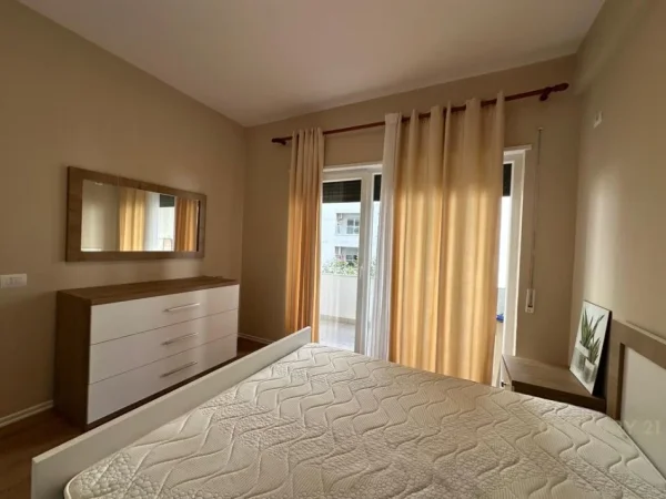 Tirane, jepet me qera apartament 1+1 Kati 2, 66 m² 600 € (Kompleksi Magnet)
