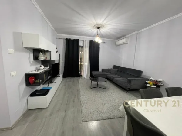 Tirane, shes apartament 2+1 Kati 2, 114 m² 217.000 € (Kompleksi Green City)