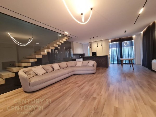 Tirane, jepet me qera apartament 3+1 Kati 2, 306 m² 3.000 € (Teg)
