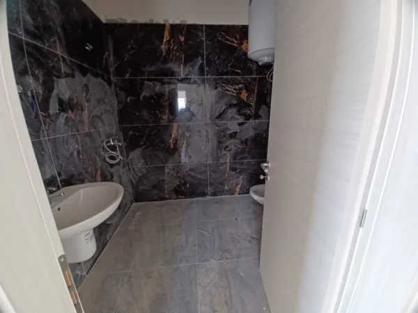 Tirane, shitet apartament 3+1+2+2 Ballkone Kati 8, 144 m² 230.352 € (E88 Construction, Kupola)