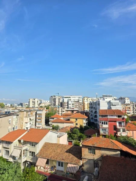Tirane, shitet apartament Kati 6, 129 m² 230.000 €