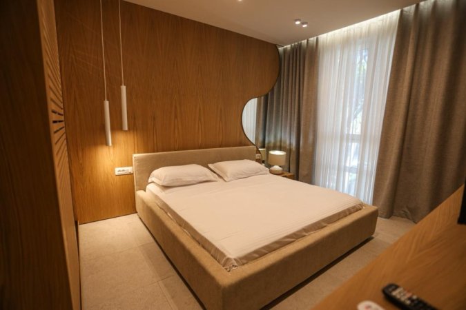 Durres, jepet me qera apartament , 15.000 € 