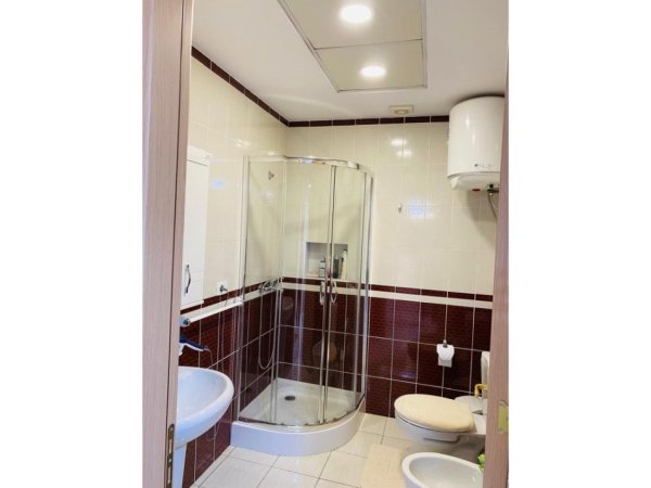 Durres, shitet apartament 2+1+Ballkon Kati 6, 120 m² 150.000 € 